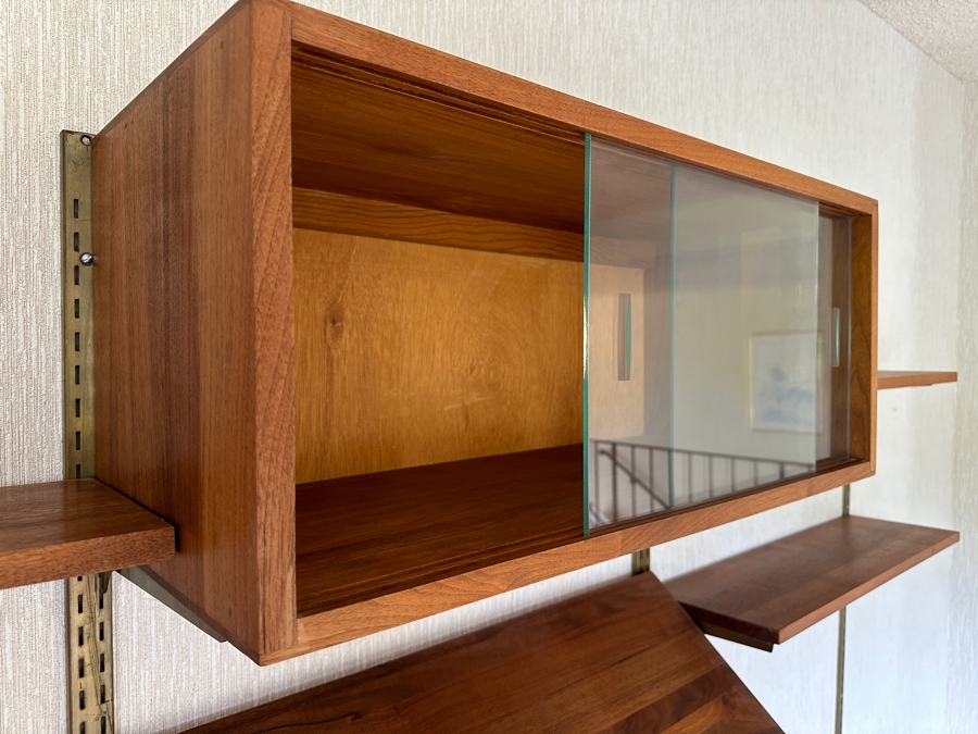 Just Added - Vintage Mid-Century Modern Wall Unit By Woodland Of California 84W X 17D X 61H [Photo 3]