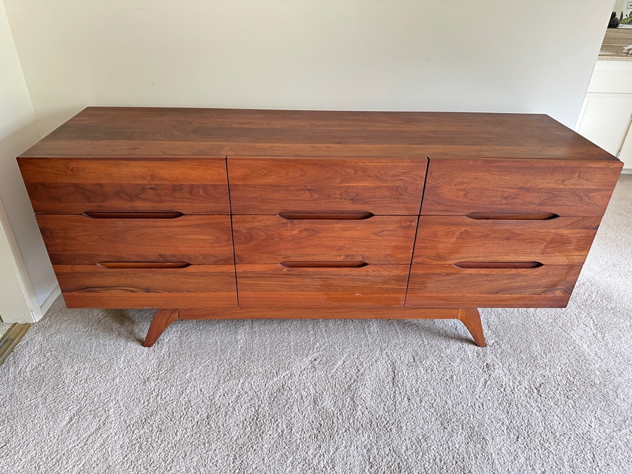 Just Added - Vintage Mid-Century Modern Solid Walnut Dresser / Credenza 9-Drawer Dresser 66W X 19D X 29H [Photo 5]