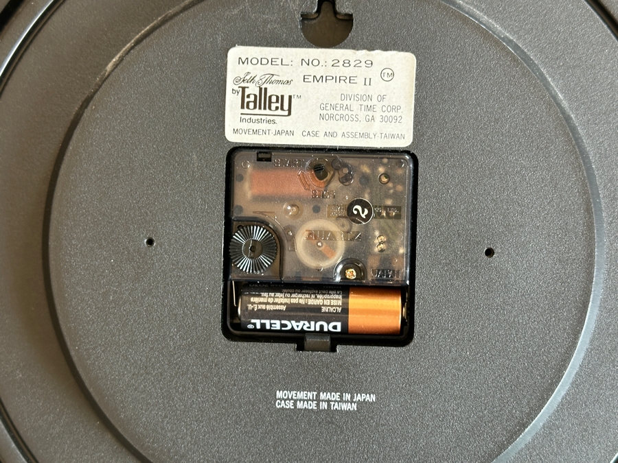 Just Added - Seth Thomas Quartz Round Wall Clock 11W [Photo 2]