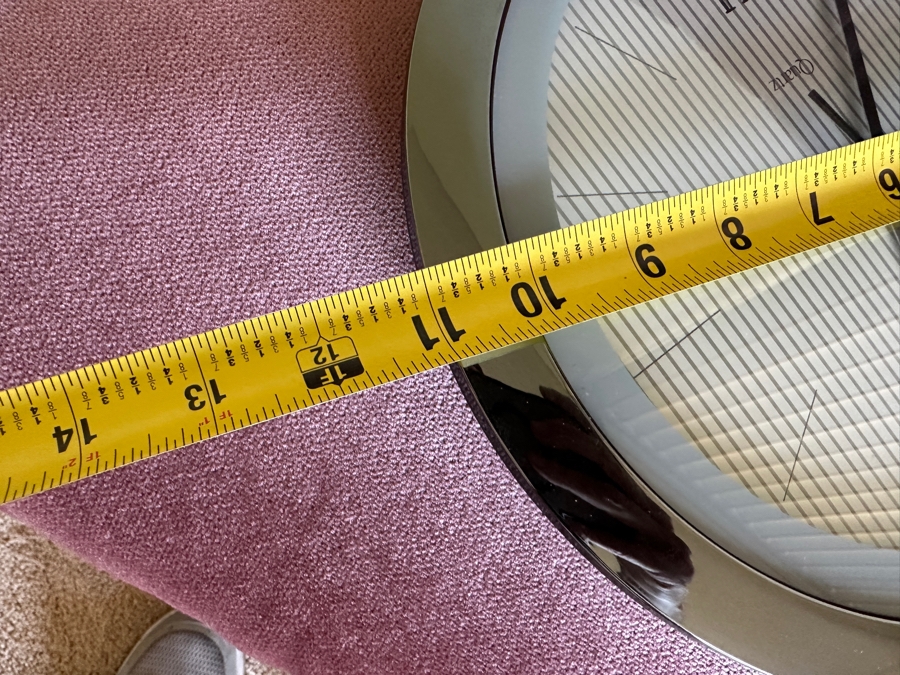 Just Added - Seth Thomas Quartz Round Wall Clock 11W [Photo 3]