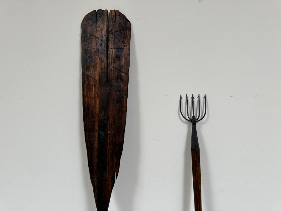 Just Added - Decorative Nautical Decor: Rowing Oar 60L, Metal Trident & Fish/Eel 5 Prong Harpoon 48L [Photo 2]