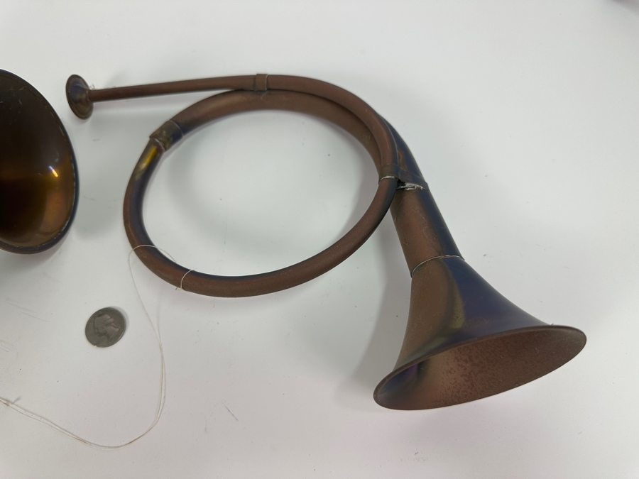 Just Added - Pair Of Decorative Brass Horns [Photo 3]