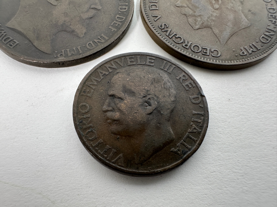 Just Added - Vintage RAF Sweetheart Brooch Wings With 1910 Great Britain Penny, 1929 Great Britain Penny & 1929 Italian 10 Cents Bee [Photo 7]