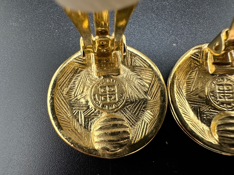 Vintage Givenchy Paris Gold Tone Logo Clip-on Earrings [Photo 7]