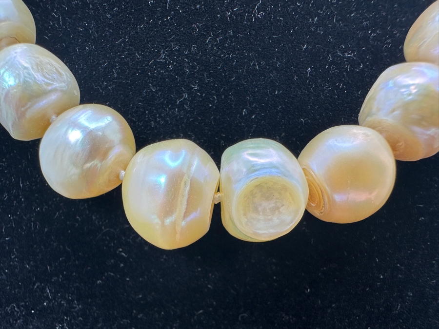 18' Baroque Pearl Necklace [Photo 2]
