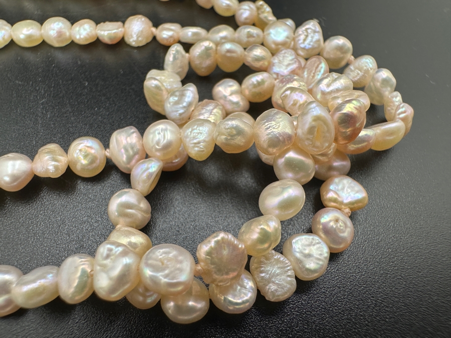 32' Pearl Necklace [Photo 2]