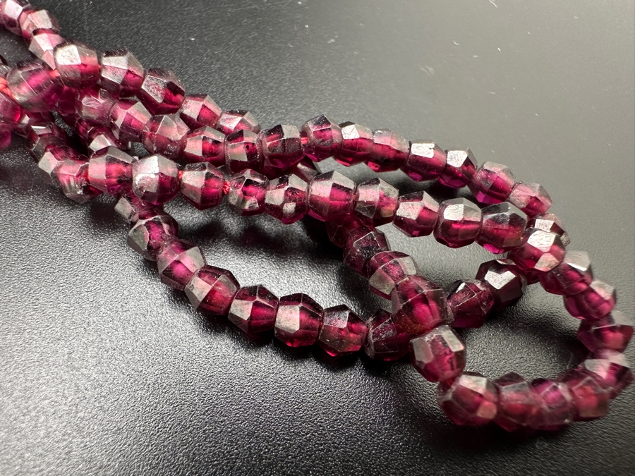 30' Red Garnet Necklace [Photo 2]