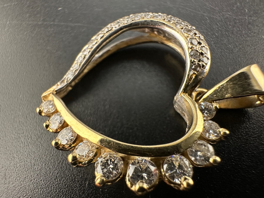 14K Gold (3.9g) and Diamond Pendant ～1.25 cttw FMV $1,200 Retail $2,400 [Photo 8]