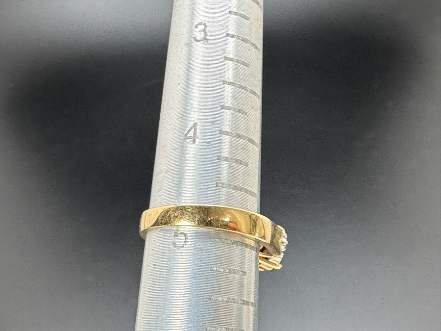 14K Jade Ring (2.9g) with Melee Diamonds (missing one)  ～.08 cttw Size 5 FMV $250 Retail $500 [Photo 10]