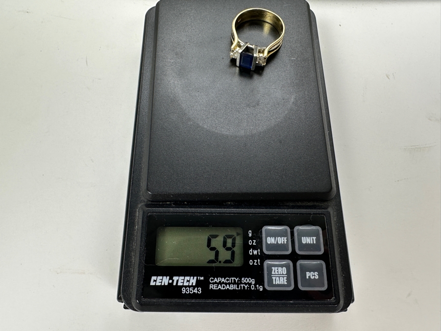 14K Gold Ring (5.9g) with Synthetic Sapphire and ～.50 cttw Diamonds (H-I Color SI² - I¹) Size 8 FMV $1,000 Retail $2,000 [Photo 18]