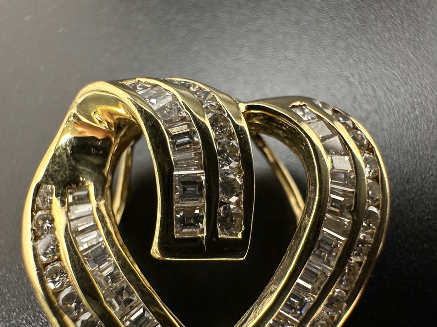 14K Gold Heart Pendant 6.4g with ～2.0 cttw Diamonds FMV $1,500 Retail $3,000 [Photo 6]