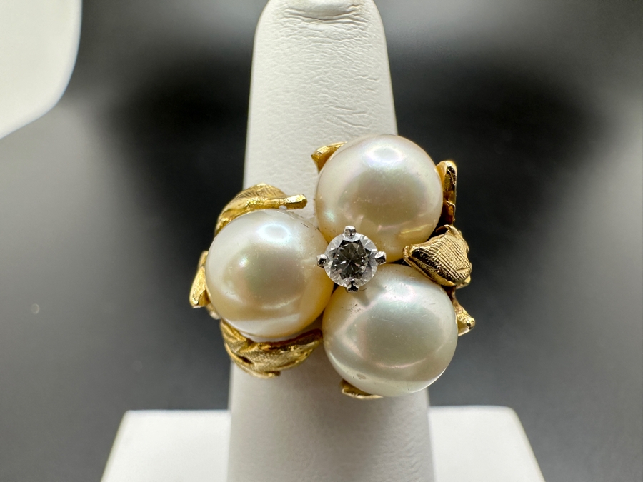 14K Gold Ring with (3) 8mm Cultured Pearls and ～.10 ct Diamond 10.5g [Photo 4]