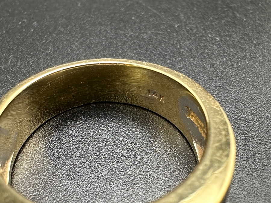 14K Gold Ring with ～.50 cttw Diamonds ～.50 cttw Sapphires ～.50 cttw Rubies 6.2g Size 6.5 FMV $1,400 Retail $2,800 [Photo 8]