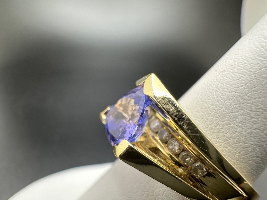 14K Gold Tanzanite and Diamond Ring 6.8g 8x8 Trillion Tanzanite ～.25 cttw Diamonds Size 6.75 FMV $1,400 Retail $2,800 [Photo 17]