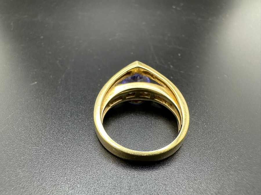 14K Gold Tanzanite and Diamond Ring 6.8g 8x8 Trillion Tanzanite ～.25 cttw Diamonds Size 6.75 FMV $1,400 Retail $2,800 [Photo 18]