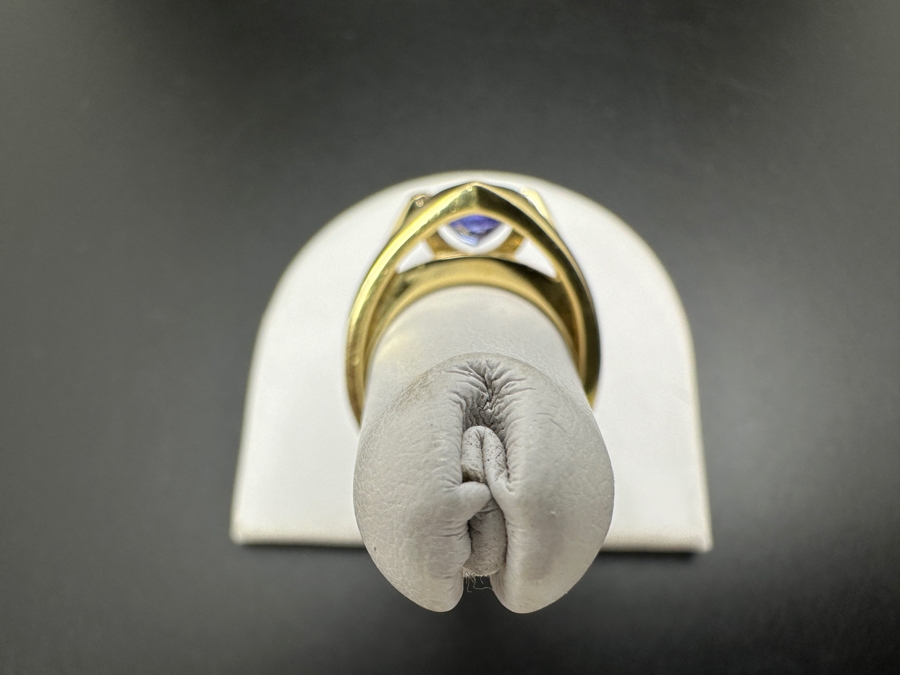 14K Gold Tanzanite and Diamond Ring 6.8g 8x8 Trillion Tanzanite ～.25 cttw Diamonds Size 6.75 FMV $1,400 Retail $2,800 [Photo 12]