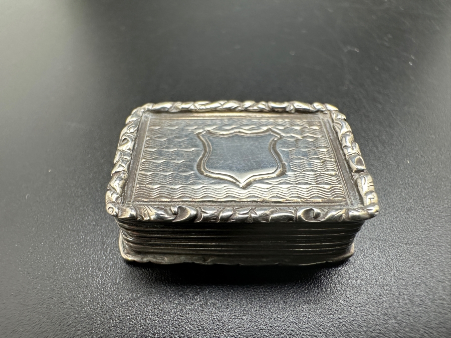 Antique 14K Gold and Sterling Silver Miniature Vinaigrette Snuff Box 7.5g FMV $300 Retail $600 [Photo 3]