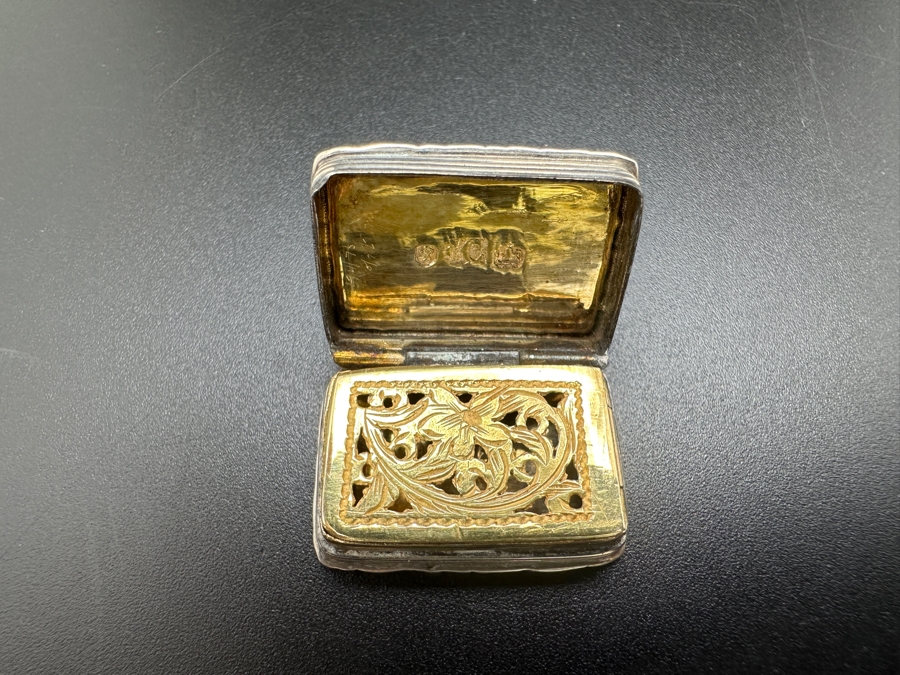 Antique 14K Gold and Sterling Silver Miniature Vinaigrette Snuff Box 7.5g FMV $300 Retail $600 [Photo 5]
