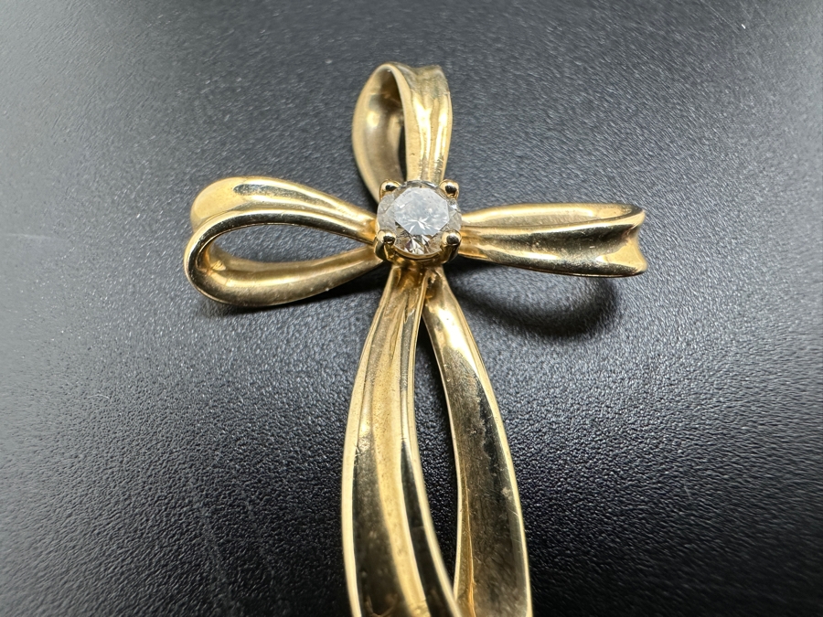 14K Gold Cross with ～.25 cttw Diamond H-I Color SI² 2.1g FMV $400 Retail $800 [Photo 5]