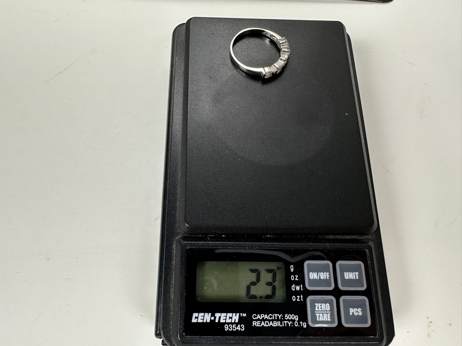 14K White Gold CZ Ring 2.3g Size 8.25 FMV $200 Retail $400 [Photo 10]