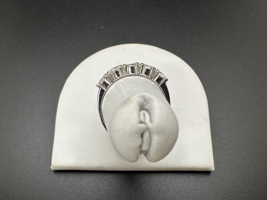 14K White Gold CZ Ring 2.3g Size 8.25 FMV $200 Retail $400 [Photo 4]