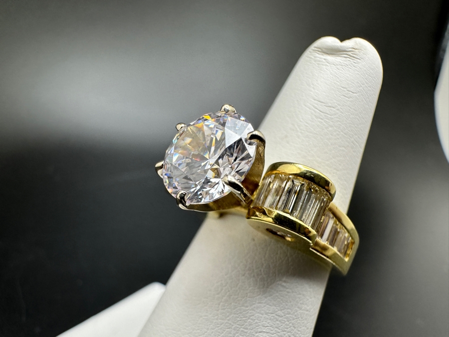 18K Gold Diamond Baguette Ring with CZ Center 11.9g Size 6 FMV $2000 Retail $4000 [Photo 16]