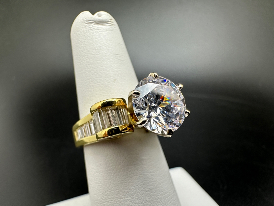 18K Gold Diamond Baguette Ring with CZ Center 11.9g Size 6 FMV $2000 Retail $4000 [Photo 5]