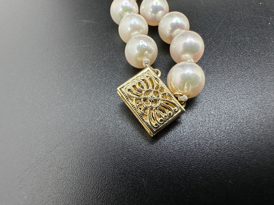 Double Strand Cultured Pearl Bracelet with ～.40 cttw Diamond Accents F-G Color SI²-I¹ 14K Gold Clasp 22.1g FMV $1,000 Retail $2,000 [Photo 6]