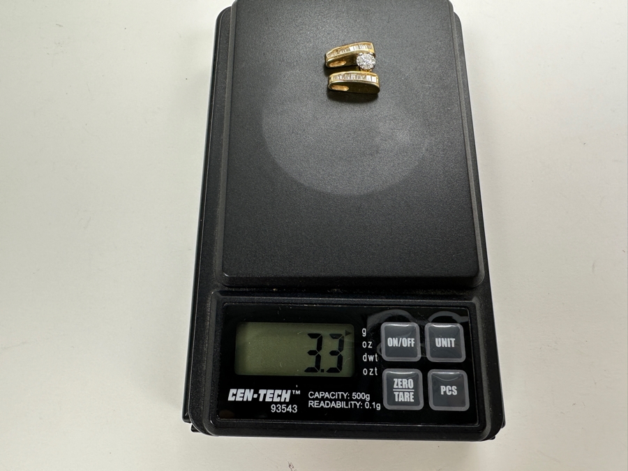 14K Gold and Diamond Pendant 3.3g ～.15 ct Round Brilliant Diamond ～.35 cttw Baguette Diamonds FMV $700 Retail $1,400 [Photo 10]