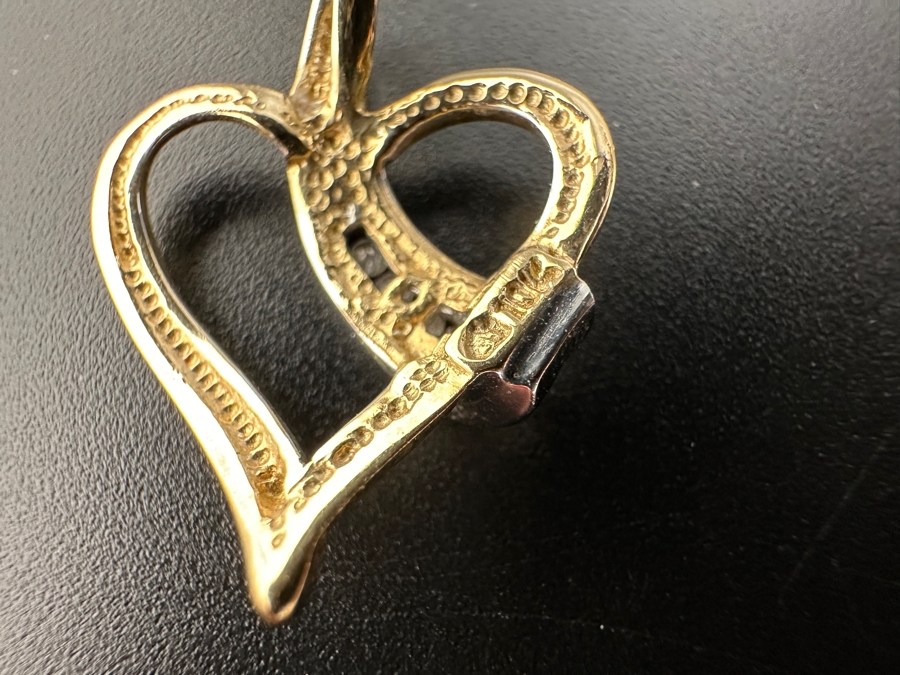 10K Heart Shaped Pendant with ～.10 cttw Diamonds 1.8g FMV $120 Retail $240  [Photo 5]