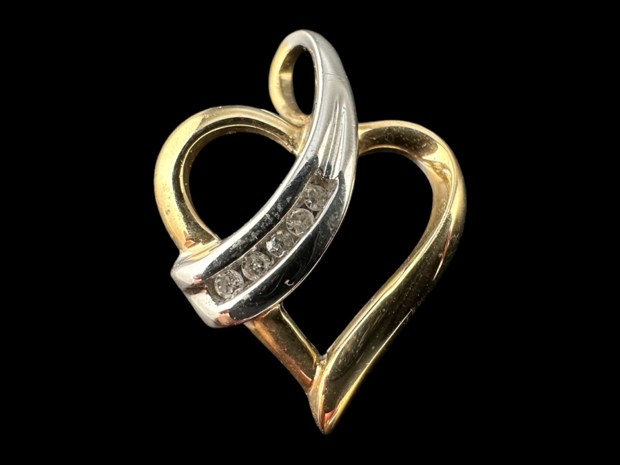 10K Heart Shaped Pendant with ～.10 cttw Diamonds 1.8g FMV $120 Retail $240  [Photo 1]