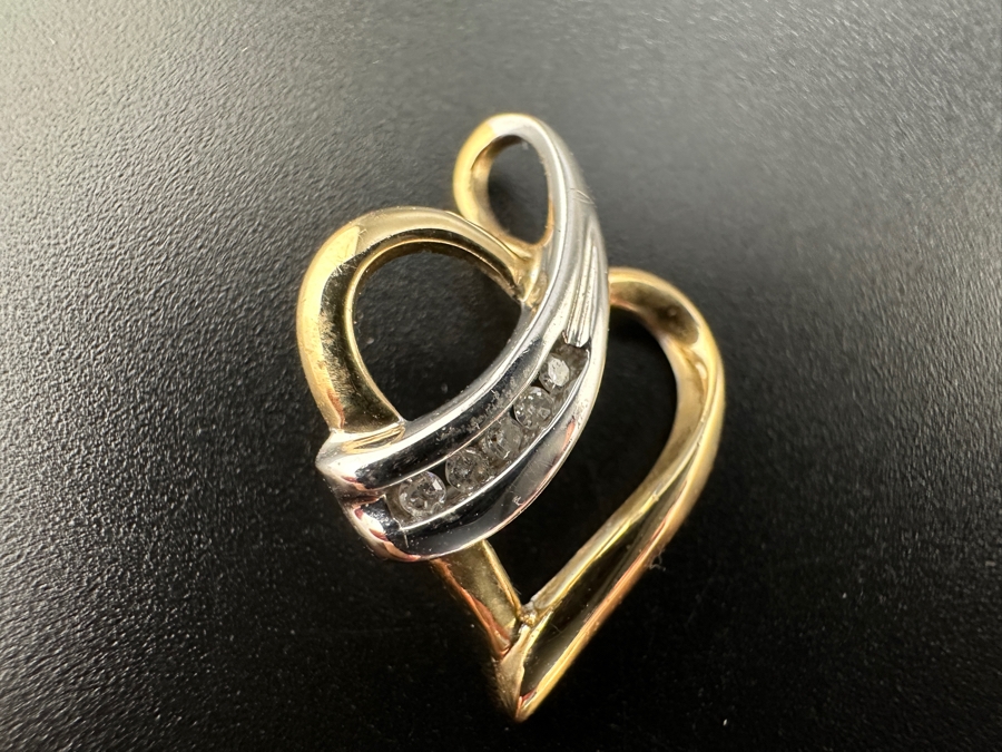 10K Heart Shaped Pendant with ～.10 cttw Diamonds 1.8g FMV $120 Retail $240  [Photo 3]