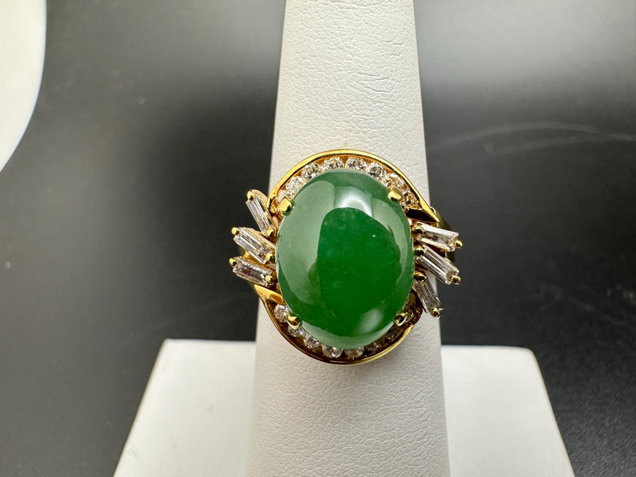 14K Gold Green Jade (13x10mm Cabochon) and Diamond Ring 6.4g ～.65 cttw Diamonds SI²-SI³ Size 6.5 FMV $750 Retail $1,500 [Photo 2]