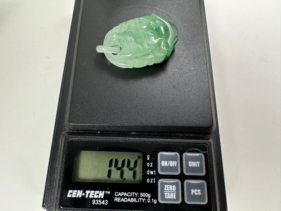 Carved Jadeite Pendant 14.4g [Photo 8]