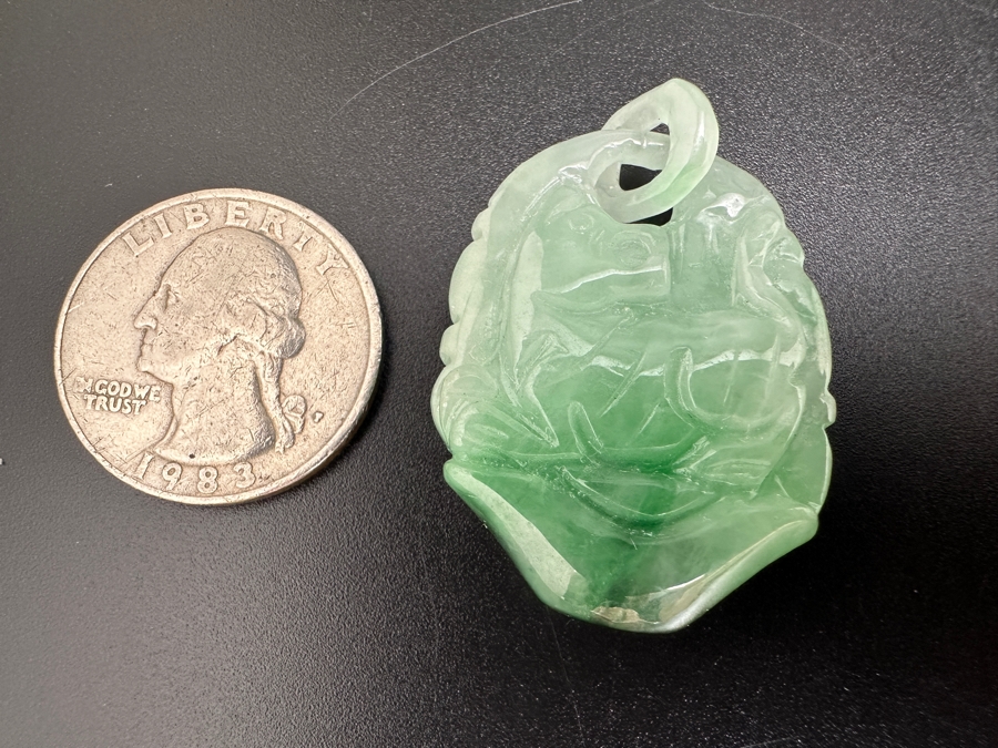 Carved Jadeite Pendant 14.4g [Photo 7]