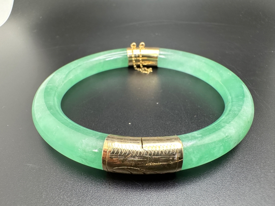 Jadeite Bracelet with 14K Gold Clasp and Hinge 39.6g [Photo 2]