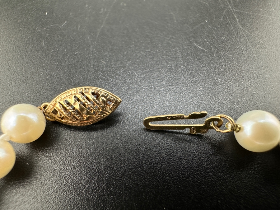 7' Pearl Bracelet with 14K Gold Clasp [Photo 4]