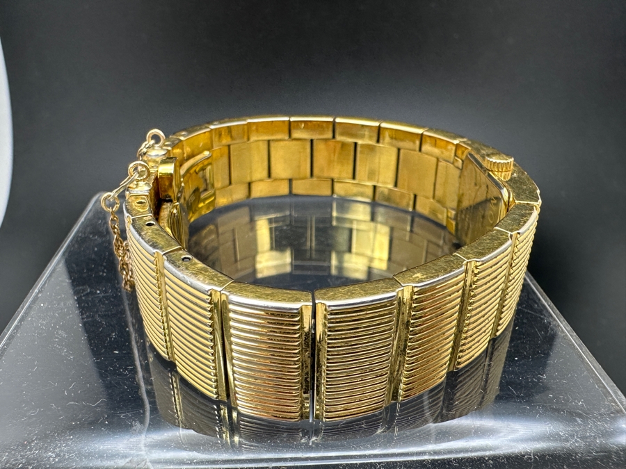 Movado 88 A1 1401 Gold Tone Ladies Watch [Photo 6]