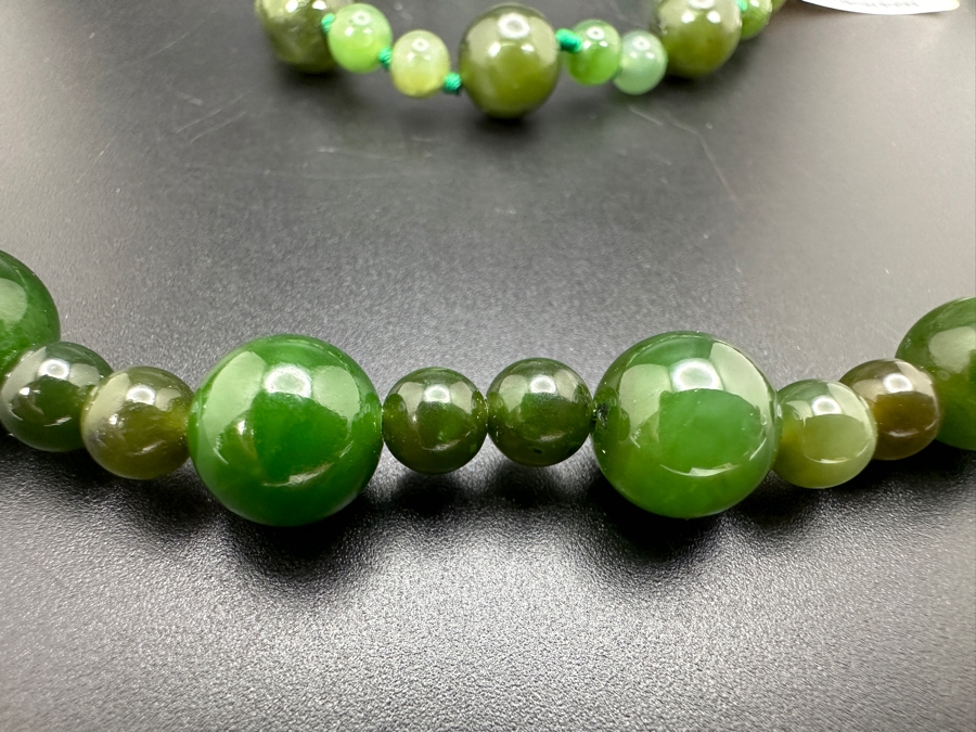 22' Green Beaded Necklace with Matching Bracelet Retail $170 [Photo 4]