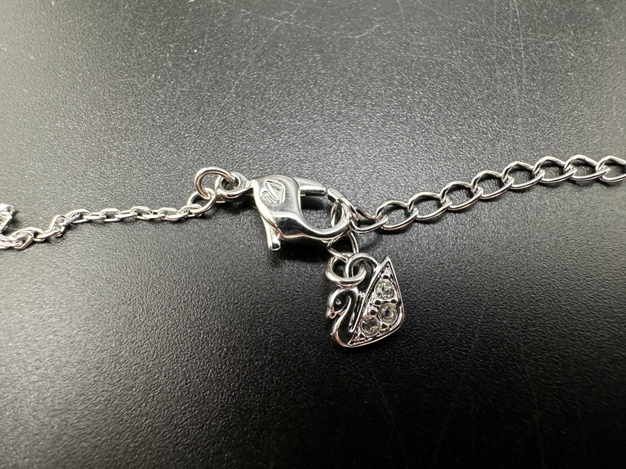 Swarovski Crystal Flower Pendant with 17' Necklace [Photo 4]