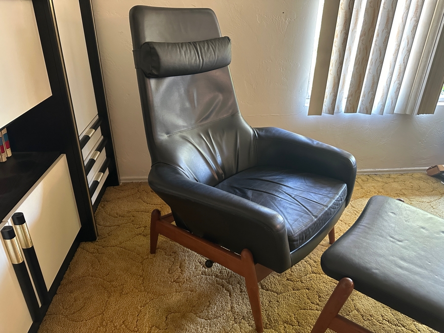 Vintage Mid-Century Modern Arnold Madsen Easy Chair With Matching Stool Ottoman Model MS 30 Danish Teak / Leather Made By Madsen & Schubell Estimate $10,000-$15,000 [Photo 13]