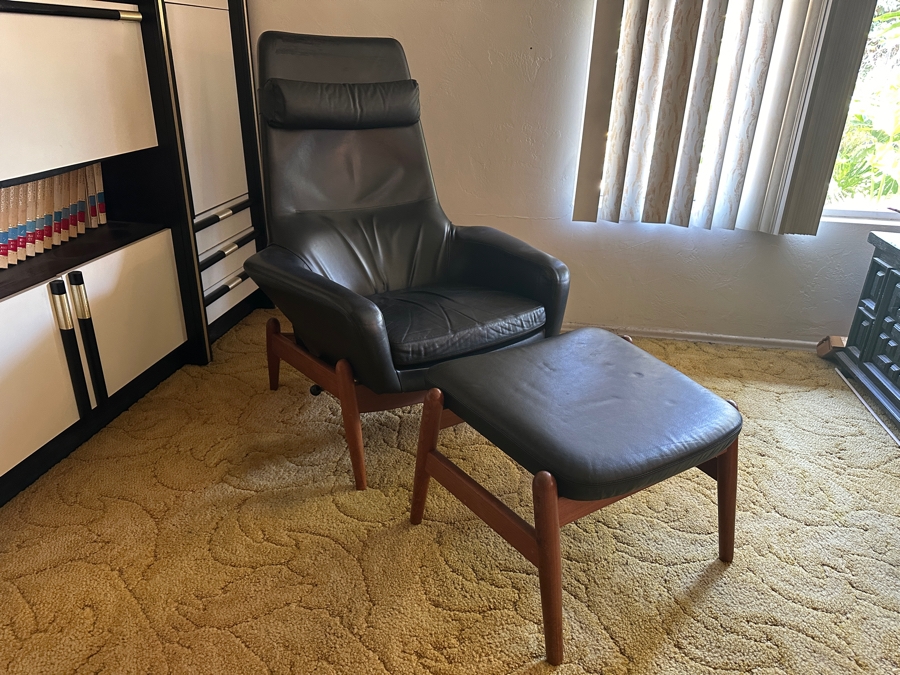 Vintage Mid-Century Modern Arnold Madsen Easy Chair With Matching Stool Ottoman Model MS 30 Danish Teak / Leather Made By Madsen & Schubell Estimate $10,000-$15,000 [Photo 4]