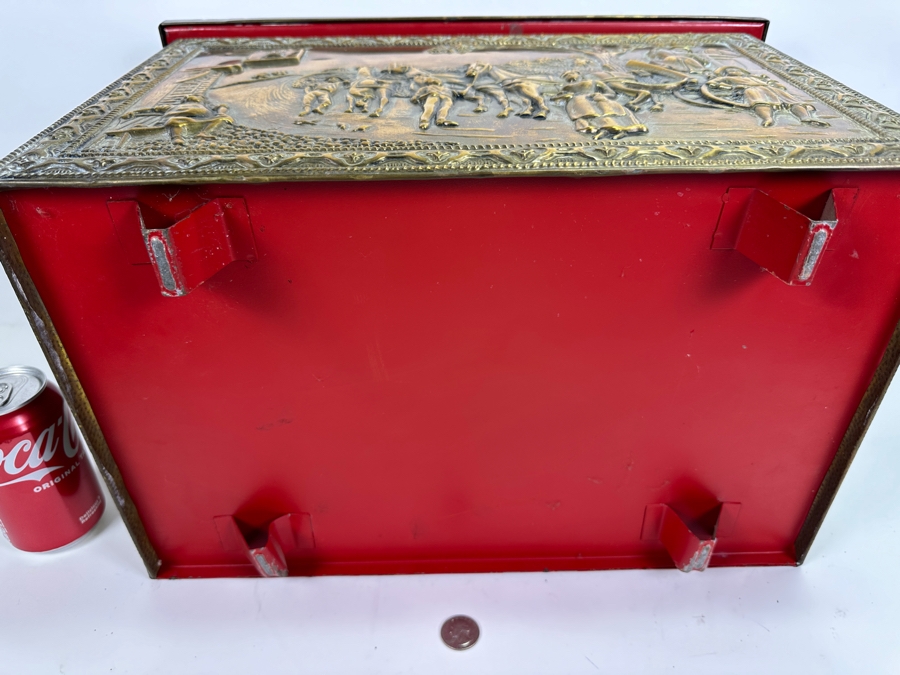 Vintage Repousse Brass Wood Tender Coal Box 17.5W X 12D X 12H [Photo 14]