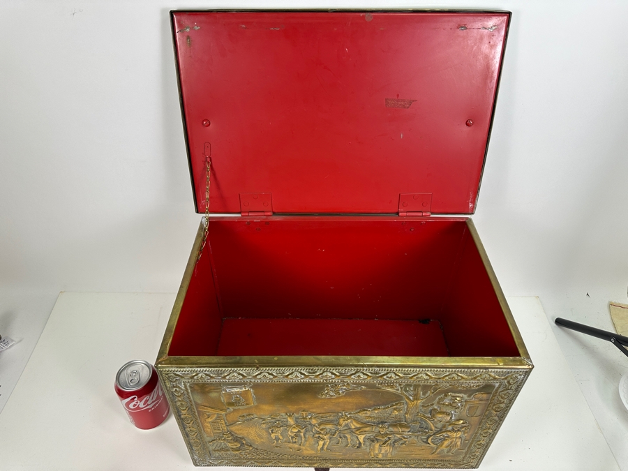 Vintage Repousse Brass Wood Tender Coal Box 17.5W X 12D X 12H [Photo 12]