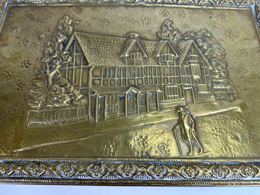 Vintage Repousse Brass Wood Tender Coal Box 17.5W X 12D X 12H [Photo 10]