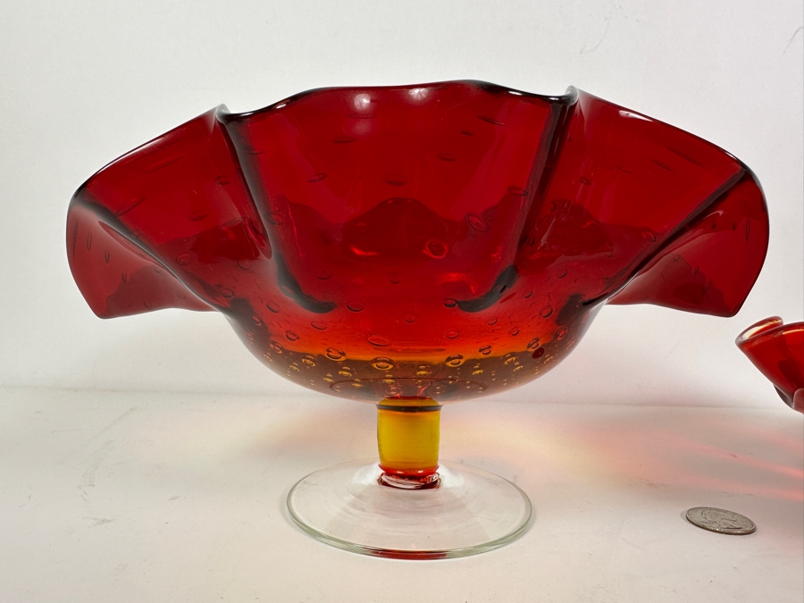 Pair Of Vintage MCM Amberina Glass Bowls [Photo 2]