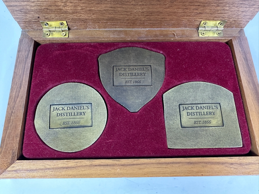 Vintage Boxed Jack Daniel's Gold Medal Awards 9 X 6 [Photo 6]