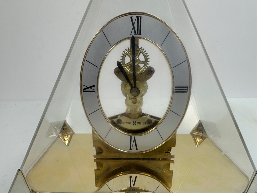 Vintage Howard Miller Pyramid Gear Clock Working 8.5W X 5.25D X 9H [Photo 2]
