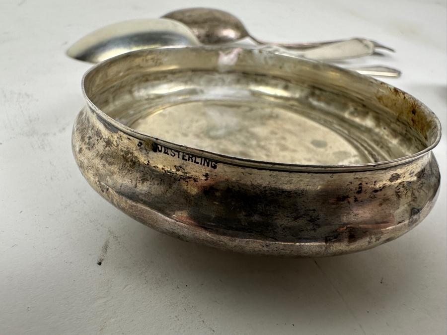 Sterling Silver Lot With Pair Of Sterling Lids, 2 Spoons, Fork & Cameo 151.1g [Photo 11]