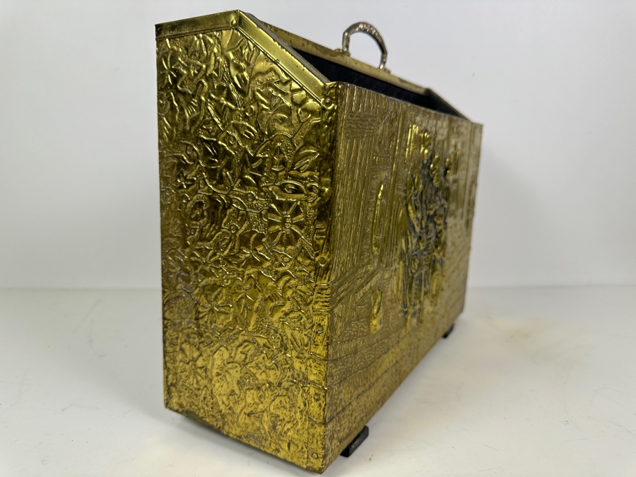 Vintage Repousse Brass Magazine Rack 14.5W X 6D X 12H [Photo 3]